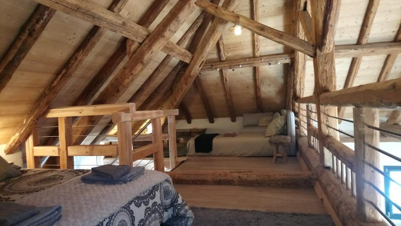 ヴォジャニー Chalet Augustinヴィラ エクステリア 写真