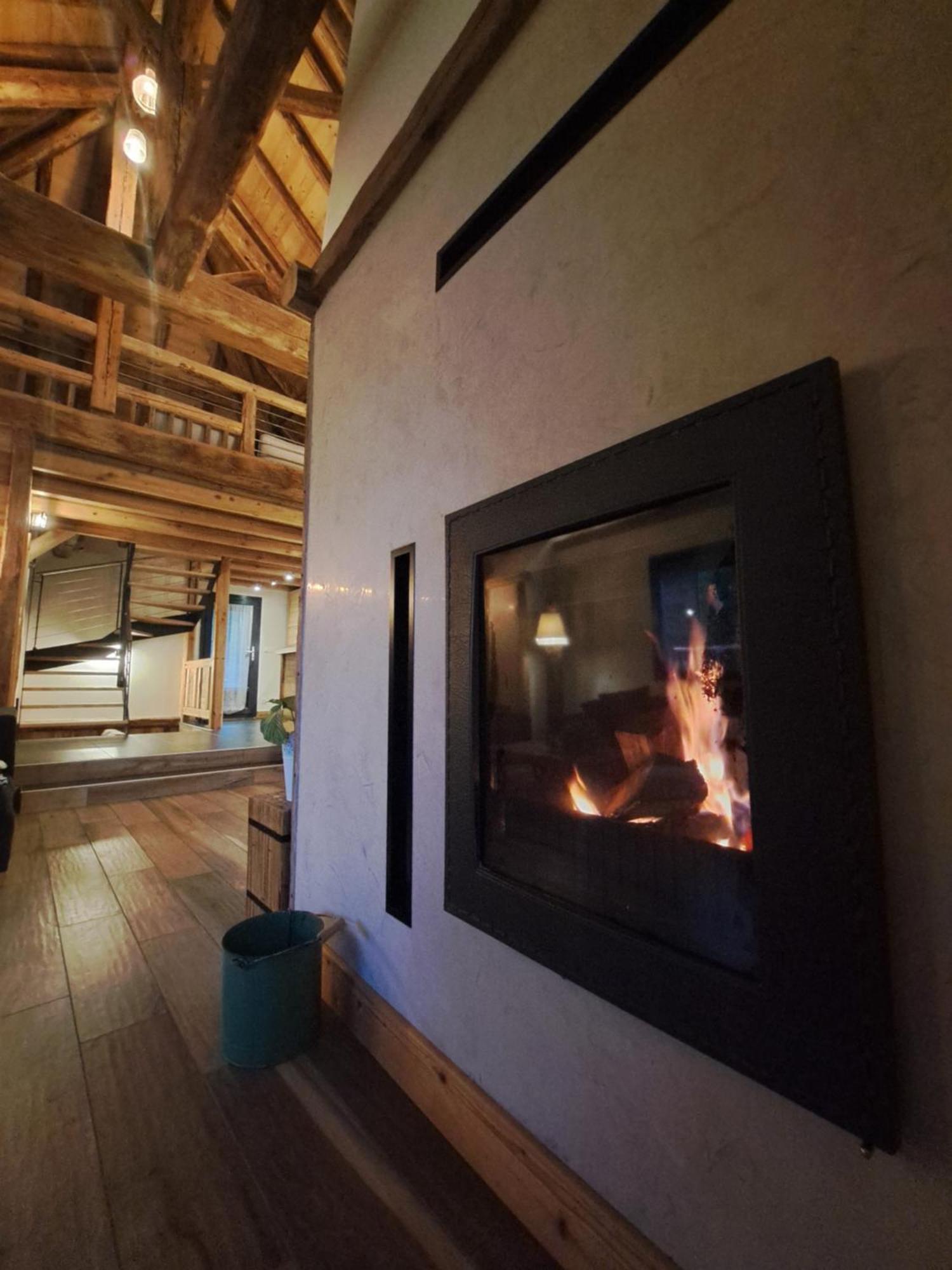 ヴォジャニー Chalet Augustinヴィラ エクステリア 写真